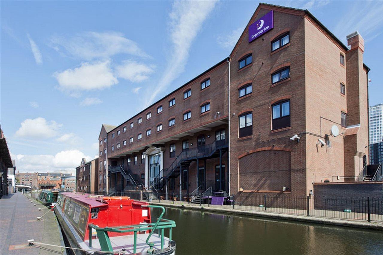 Premier Inn Birmingham City Centre Bridge Street Exterior foto
