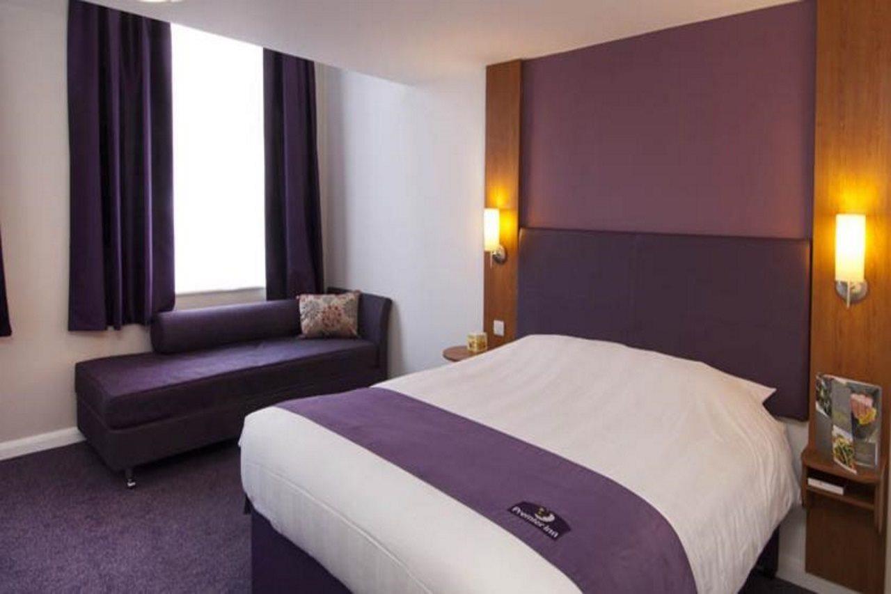 Premier Inn Birmingham City Centre Bridge Street Exterior foto