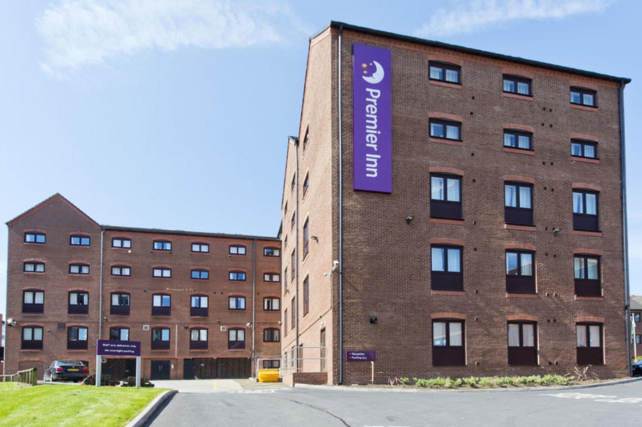 Premier Inn Birmingham City Centre Bridge Street Exterior foto